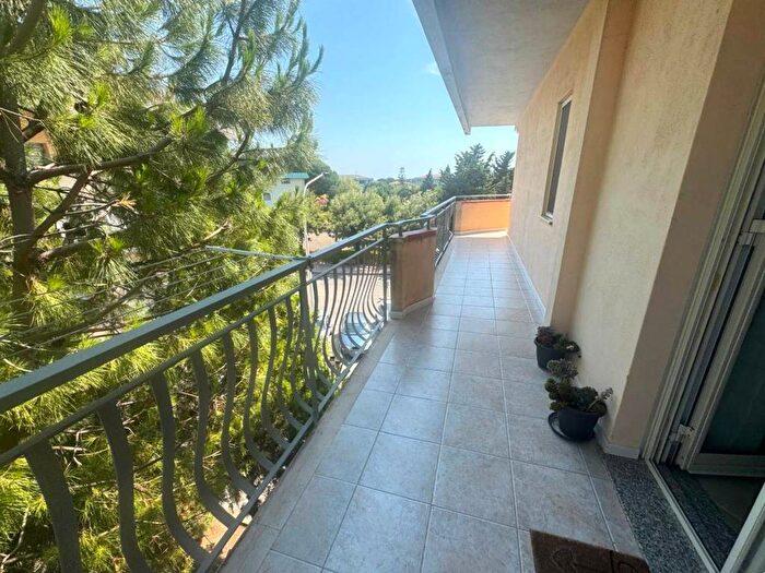 Appartamento trilocale in affitto in Squillace Lido, Squillace