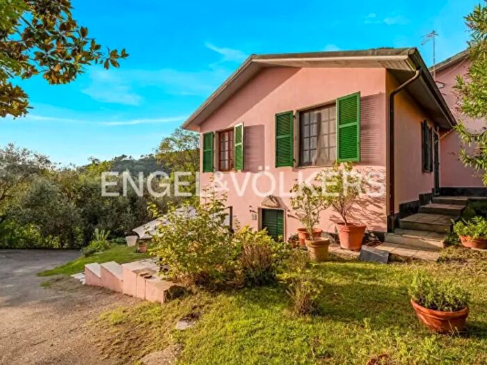 Casa con 6 locali in vendita in Via Guglielmo Marconi, La Spezia