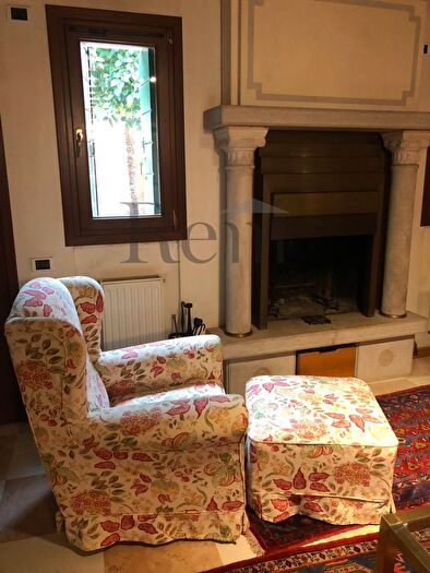 Appartamento quadrilocale in affitto in Zona Pescheria, Treviso