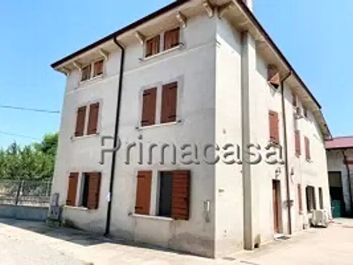 Appartamento quadrilocale in vendita in Nogara