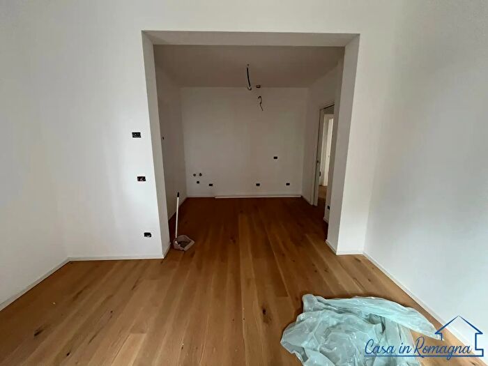 Appartamento trilocale in vendita in Via Albio Tibullo, BellariaIgea Marina