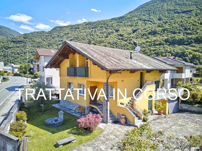 Casa con 9 locali in vendita in Via Marcia, Cosio Valtellino