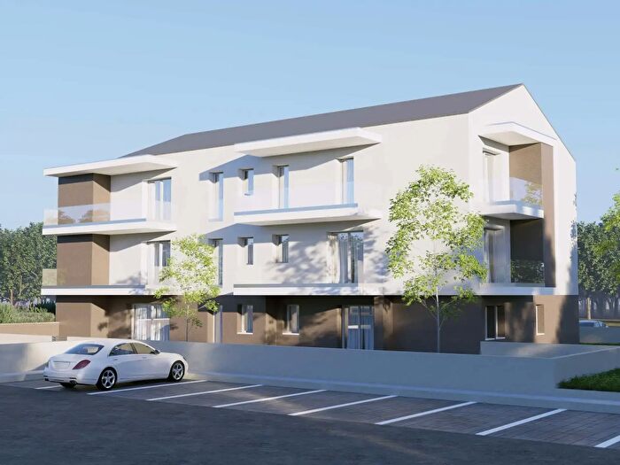 Appartamento con 6 locali in vendita in Colle Umberto