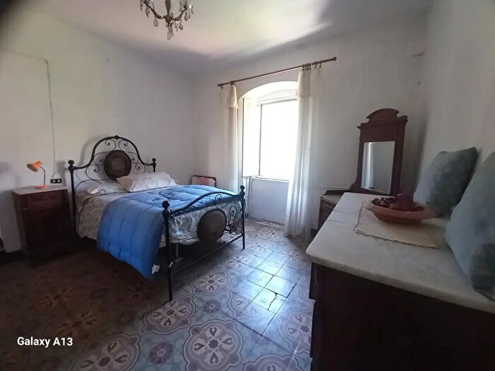 Appartamento trilocale in vendita in Ia Leandro Biselli, Carrara