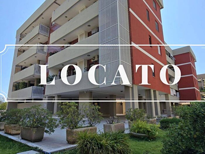 Appartamento quadrilocale in affitto in Via Osvaldo Marzano, Poggiofranco, Bari