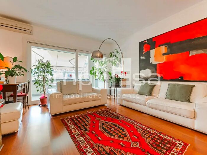 Appartamento con 5 locali in vendita in Viale Spellanzon, Conegliano