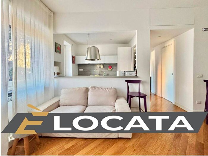 Appartamento bilocale in affitto in Via San Domenico, Vomero, Napoli