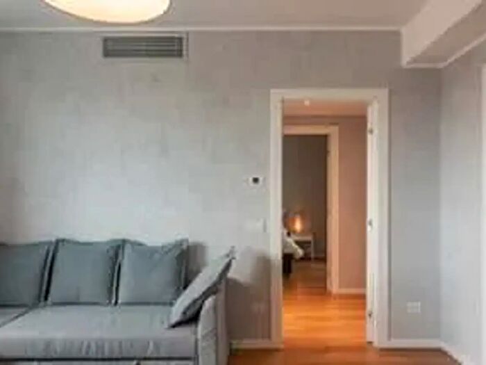 Appartamento monolocale in affitto in Via Brembo, Milano