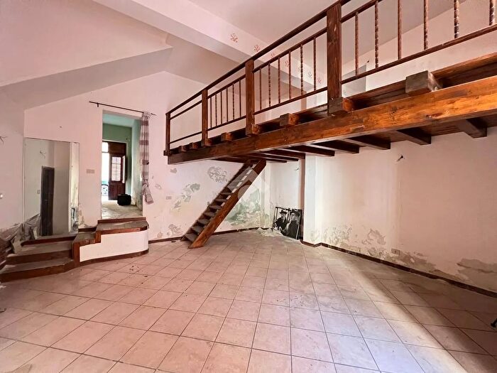 Appartamento trilocale in vendita in Via Ventimiglia, Castellammare Del Golfo