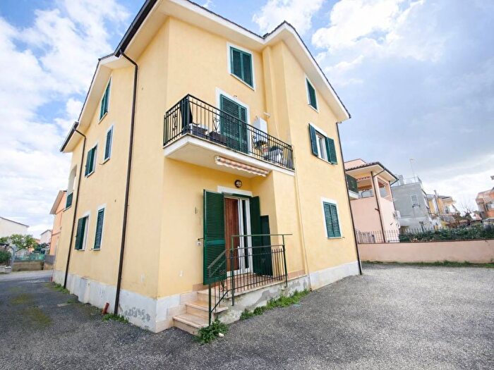 Appartamento bilocale in affitto in Via Anco Marzio, Passo Corese, Fara in Sabina