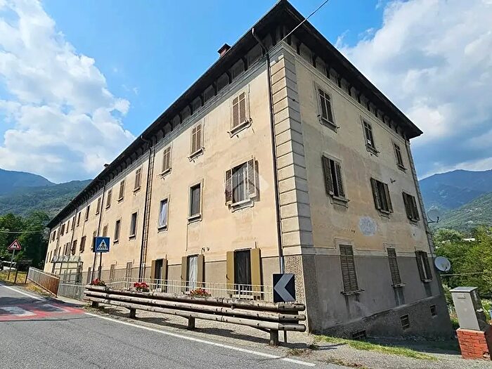 Appartamento quadrilocale in vendita in Borgata Chiabrera, Pomaretto