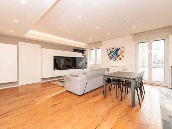 Appartamento bilocale in vendita in Via Neera, Milano