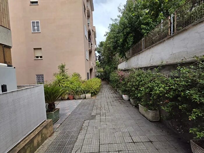 Appartamento quadrilocale in affitto in Via Armando di Tullio, Roma