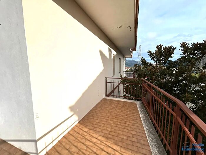 Appartamento con 5 locali in vendita in Via Evangelista, Fondi