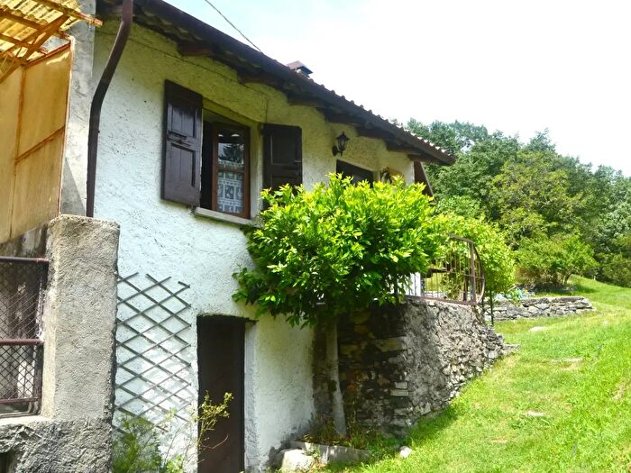 Casa bilocale in vendita in Montepiatto, Torno