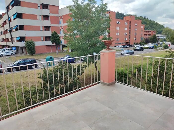 Casa con 5 locali in vendita in Piazza Peruzzi, Bagno A Ripoli