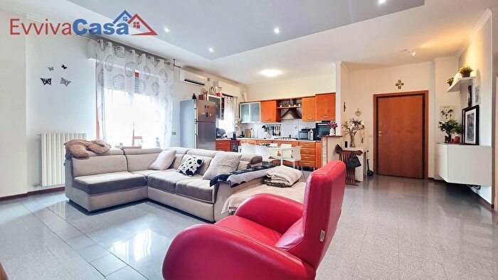 Appartamento trilocale in vendita in Via Achille Grandi, Ancona