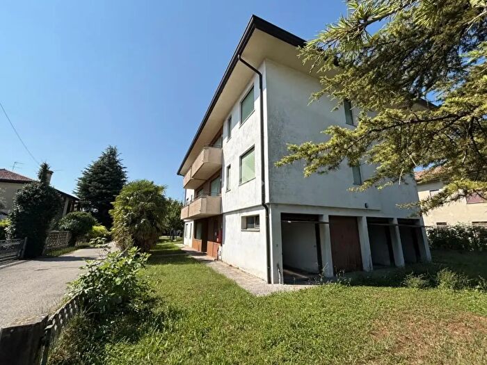 Appartamento trilocale in vendita in Via Europa, Ponte Di Piave