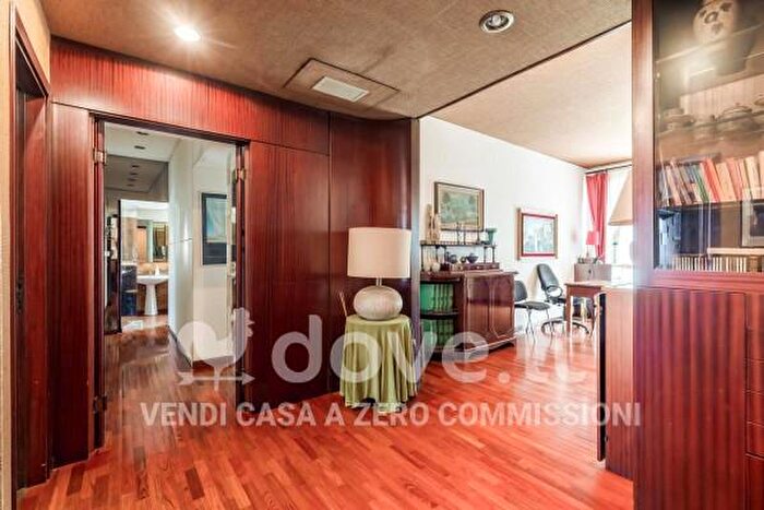 Appartamento trilocale in vendita in Corso Francia, Torino