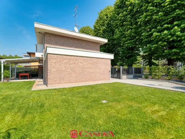 Casa trilocale in vendita in Via Europa Unita, Seveso
