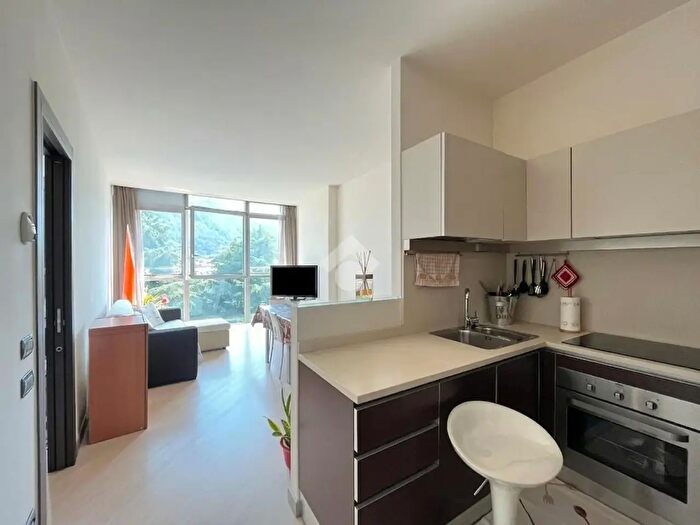 Appartamento bilocale in affitto in Largo Caleotto, Lecco