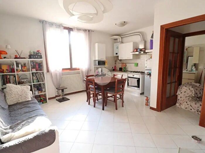 Appartamento bilocale in vendita in Via Walter Tobagi, San Giorgio Bigarello