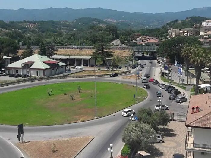 Appartamento quadrilocale in vendita in Via Guglielmo Marconi Snc, Rende