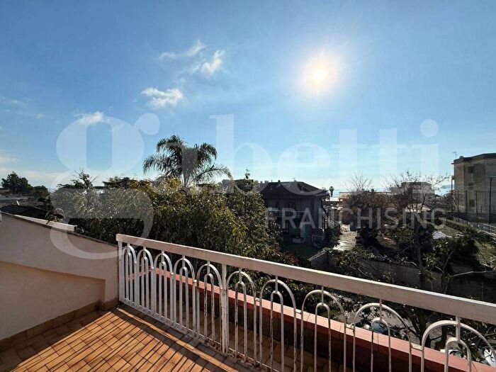 Casa con 5 locali in affitto in Via Tevere Parco Laura snc, Centro, Formia