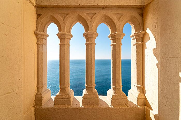 Appartamento con 6 locali in vendita in Via V Maggio a, Genova