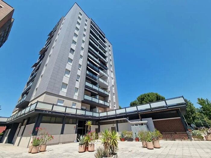 Appartamento quadrilocale in vendita in Viale a Aleardi, Terni