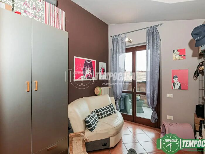 Appartamento trilocale in vendita in Carpiano