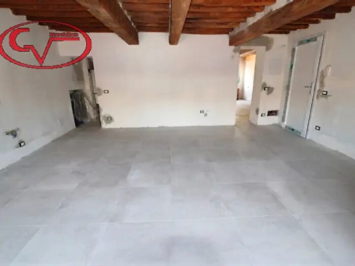 Appartamento trilocale in vendita in Via Aretina, Montevarchi