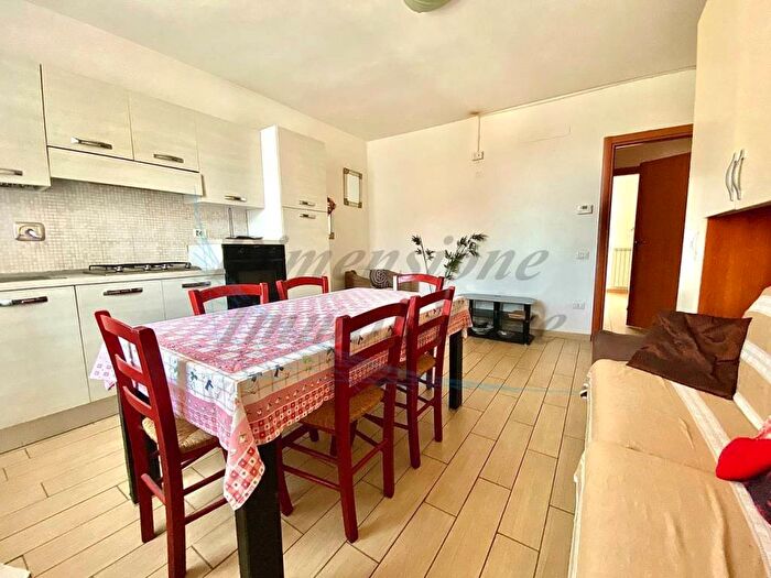 Casa con 6 locali in vendita in Via Carmagnola, Marina di Cecina, Cecina