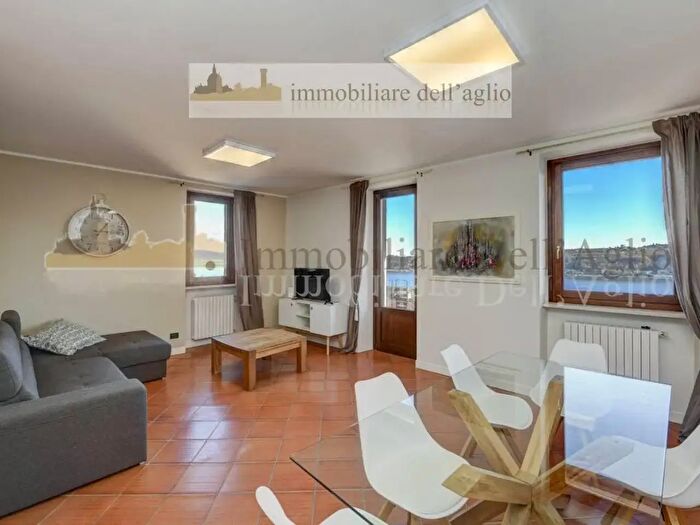 Appartamento quadrilocale in vendita in Via Privata Carla Mortari, Salo