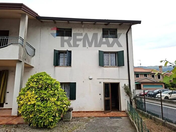 Casa con 7 locali in vendita in Via Presti, Moriago Della Battaglia