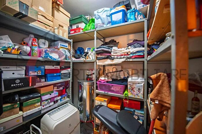 Appartamento con 5 locali in vendita in Follonica