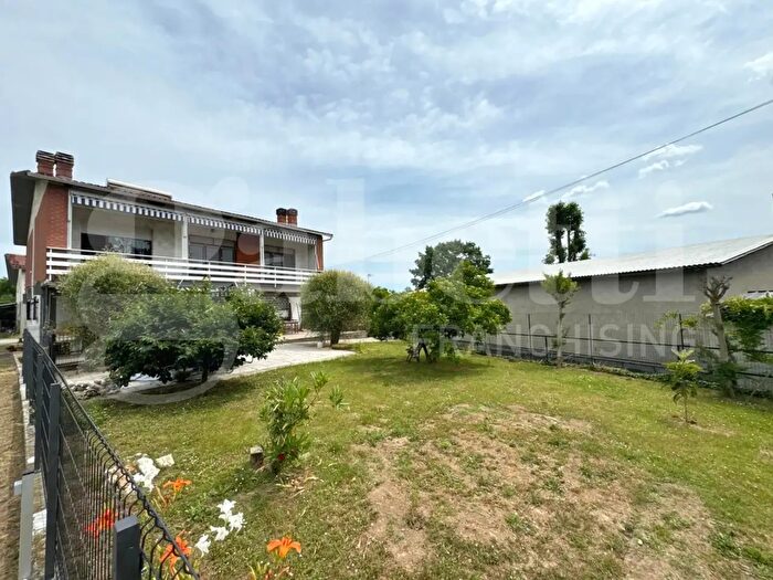 Casa con 5 locali in vendita in Via Collegno, Alpignano