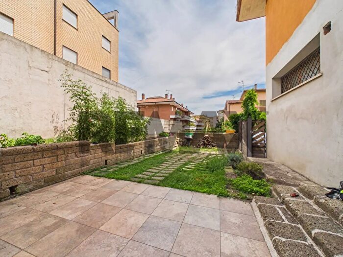 Appartamento bilocale in vendita in Via Giacomo Matteotti, Campagnano Di Roma
