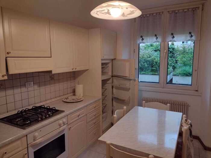 Appartamento quadrilocale in affitto in Via Firenze, Gries San Quirino, Bolzano