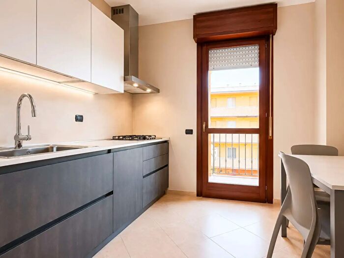 Appartamento trilocale in vendita in Via Fieramosca, Quartu SantElena