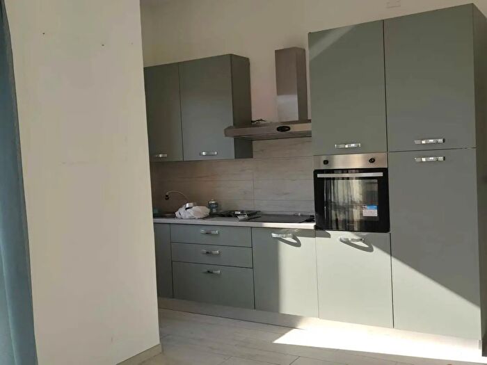 Appartamento bilocale in vendita in Via Sapri, Torino