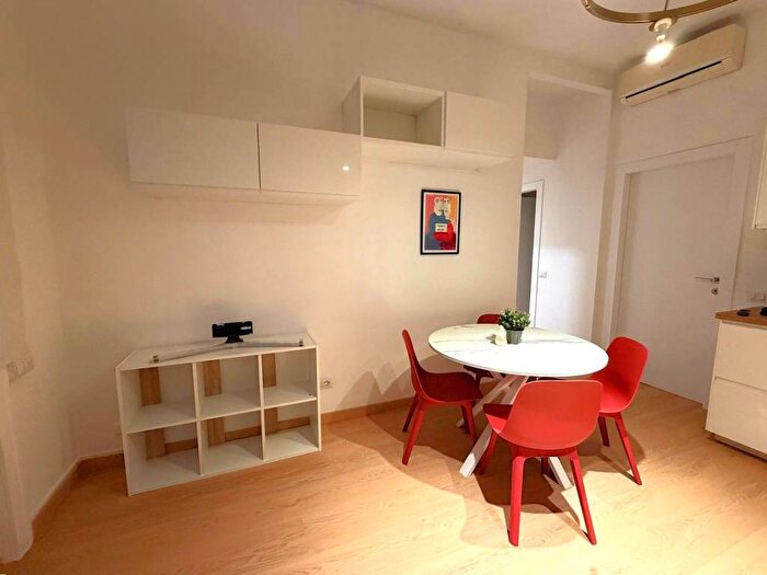 Appartamento bilocale in affitto in Piazza Po, Dezza, Milano