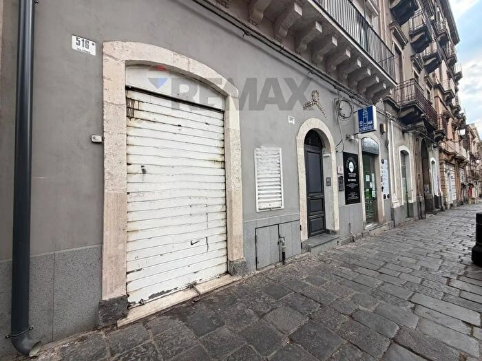Appartamento monolocale in vendita in Via Etnea, Catania