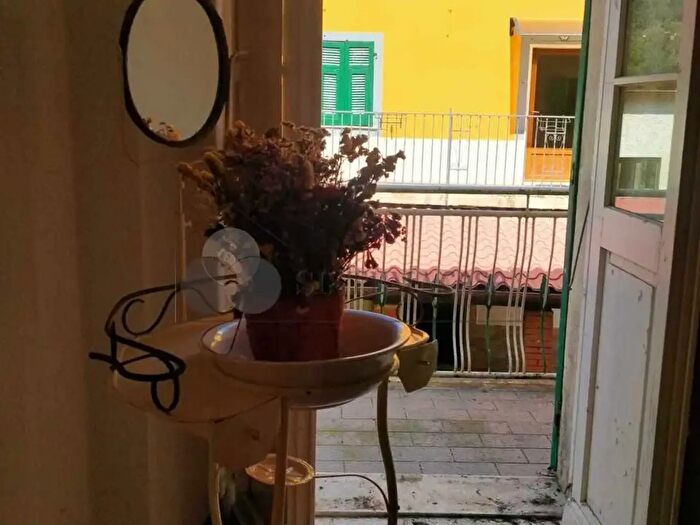 Casa quadrilocale in vendita in Via Trento E Trieste Snc, Calice Al Cornoviglio