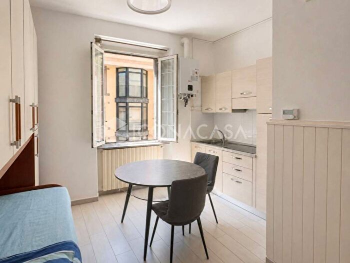 Appartamento monolocale in affitto in Via Lambro, Porta Venezia, Milano