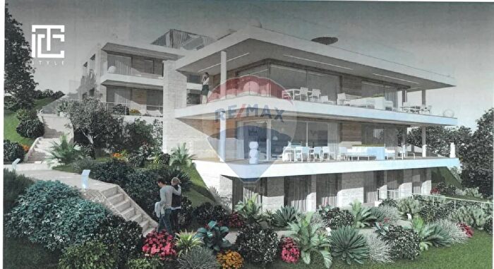 Appartamento quadrilocale in vendita in Via SantAmbrogio, Toscolano Maderno