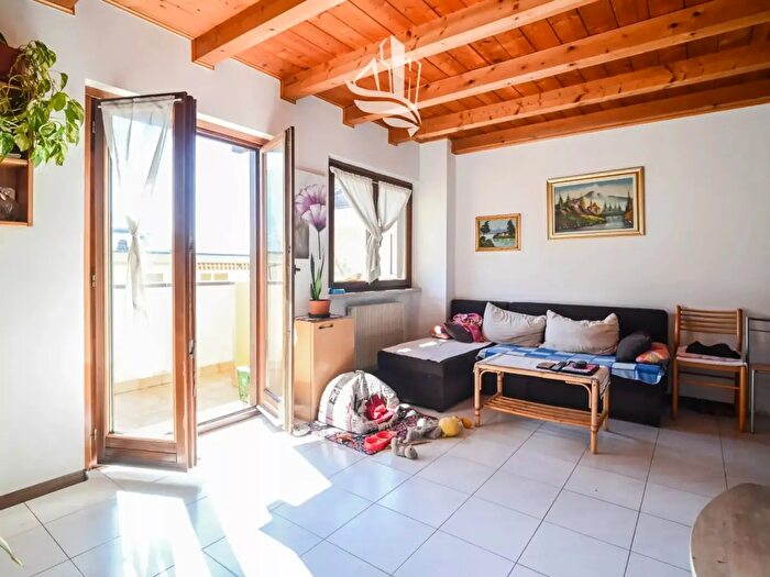 Appartamento trilocale in vendita in Via Enrico Toti, Merano