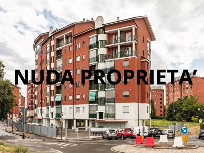 Appartamento quadrilocale in vendita in Via Pietro Cossa, Torino