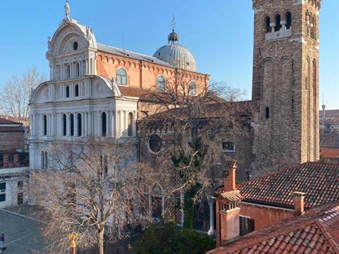 Appartamento trilocale in affitto in Campo San Zaccaria, San Marco, Venezia