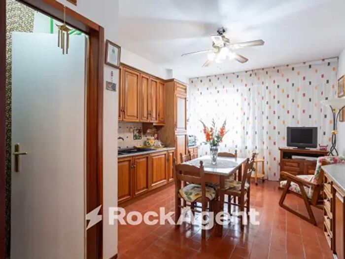 Appartamento trilocale in affitto in Via Marco Mastacchi, Livorno